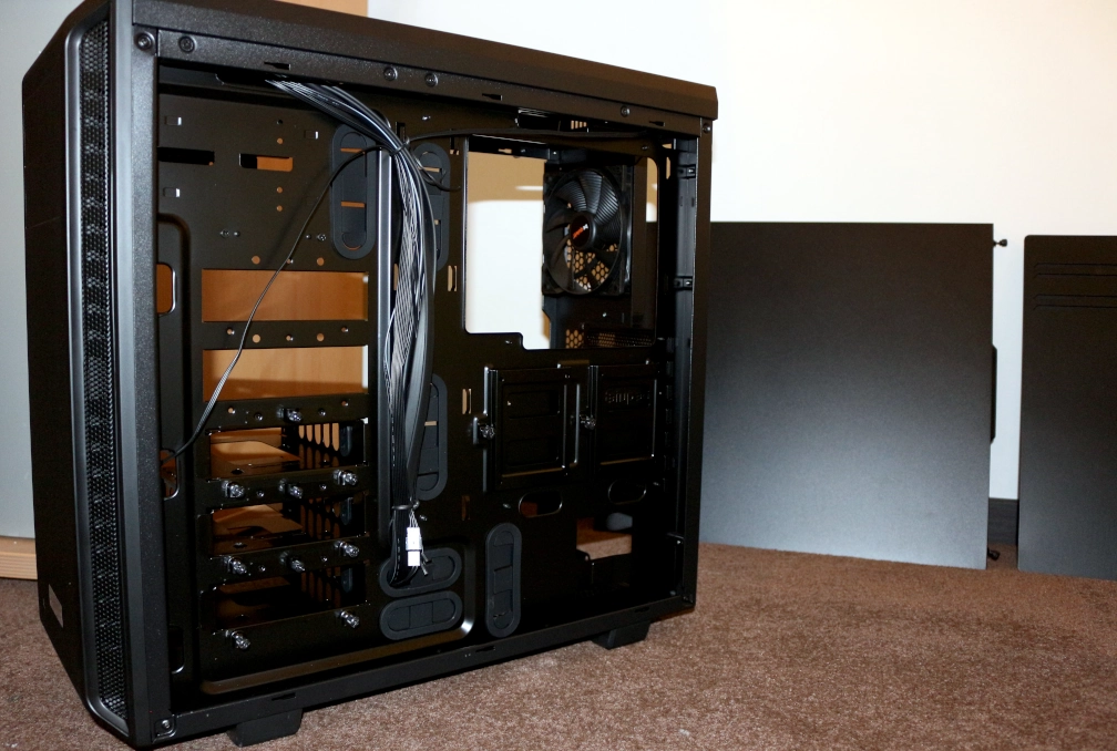 Be Quiet PC Tower Seite