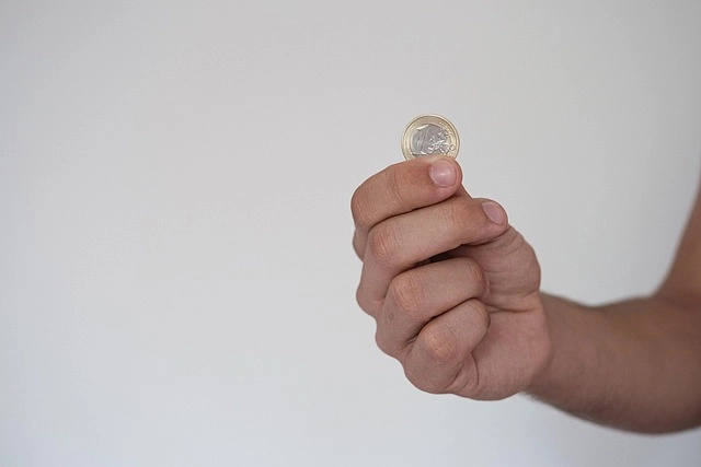 Fotobox Berlin preiswert Hand mit Euro